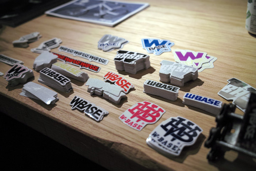 W-BASE2_10.jpg
